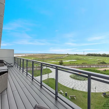 Sommerglueck Mit Ostseepanorama Daire Wustrow (Fischland)